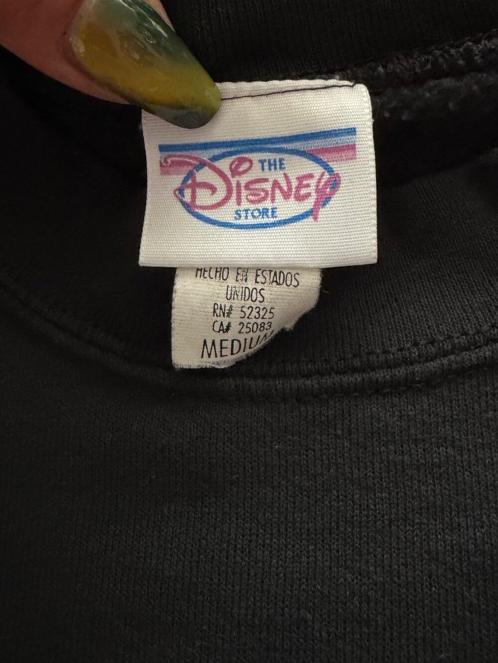 Vintage Disney Store Aladdin Black Crewneck Sweatshirt M Made In USA - Picture 3 of 5